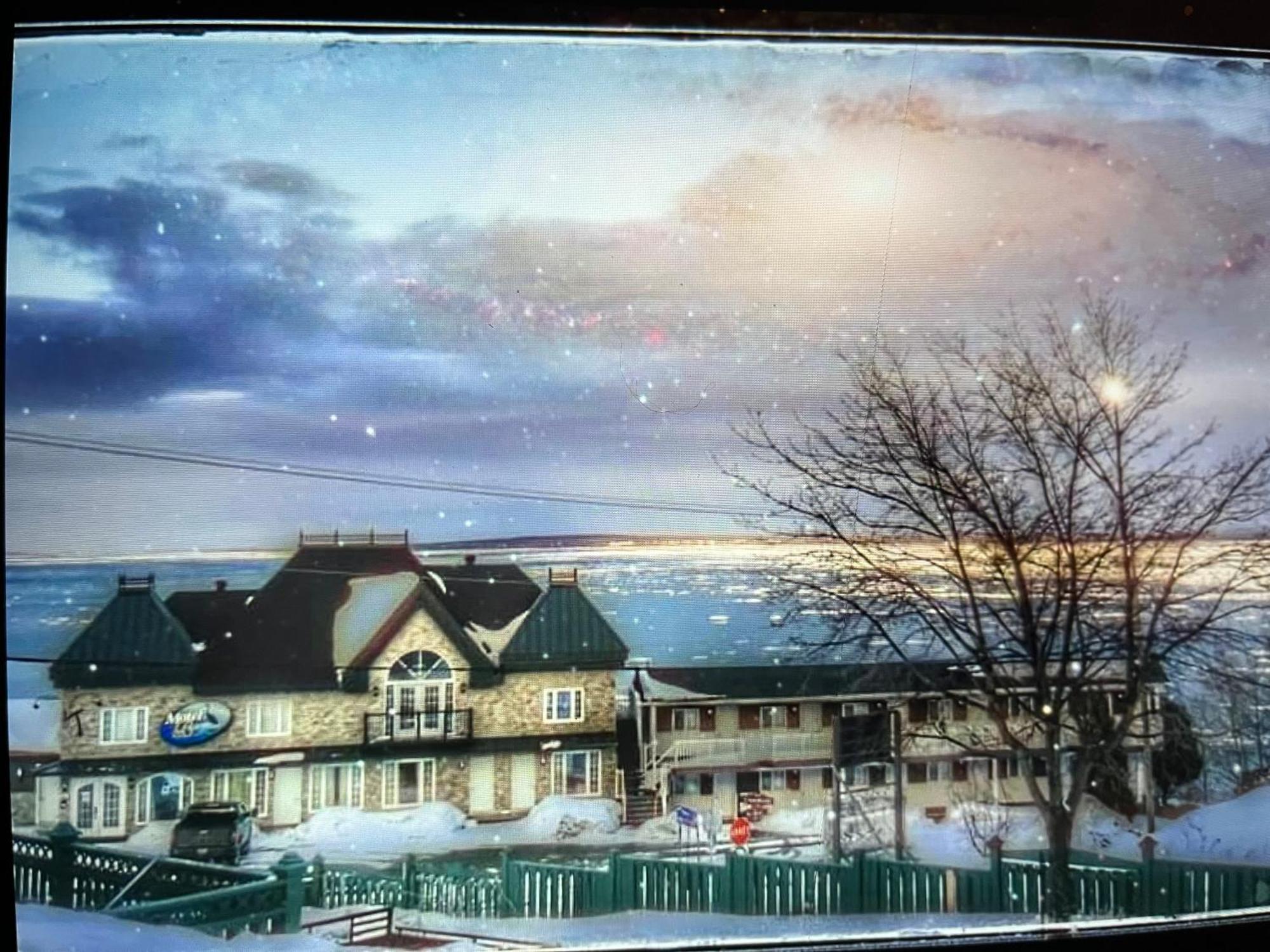 Motel Vue Belvedere Saint-Siméon Zewnętrze zdjęcie