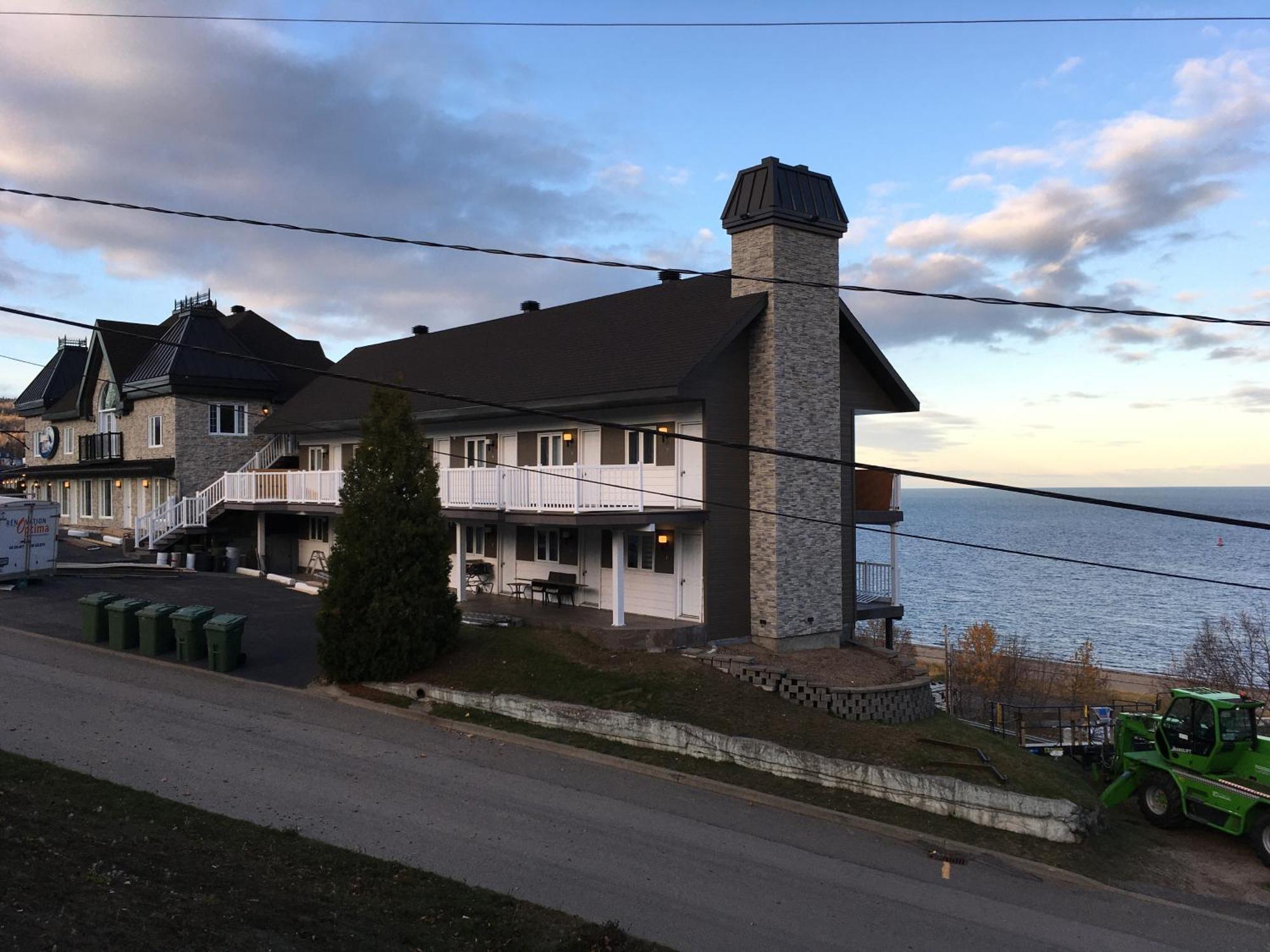 Motel Vue Belvedere Saint-Siméon Zewnętrze zdjęcie