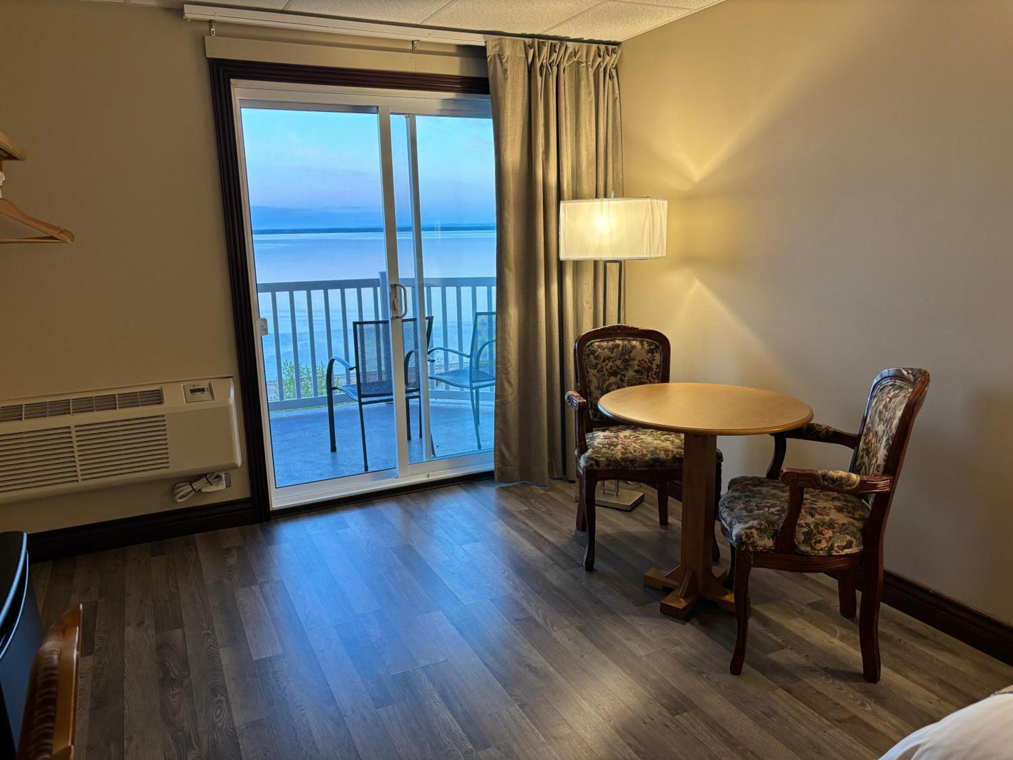 Motel Vue Belvedere Saint-Siméon Zewnętrze zdjęcie